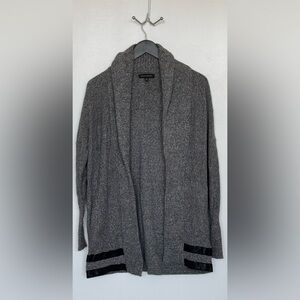 BANANA REPUBLIC WOMEN’S CARDIGAN SWEATER SIZE XS